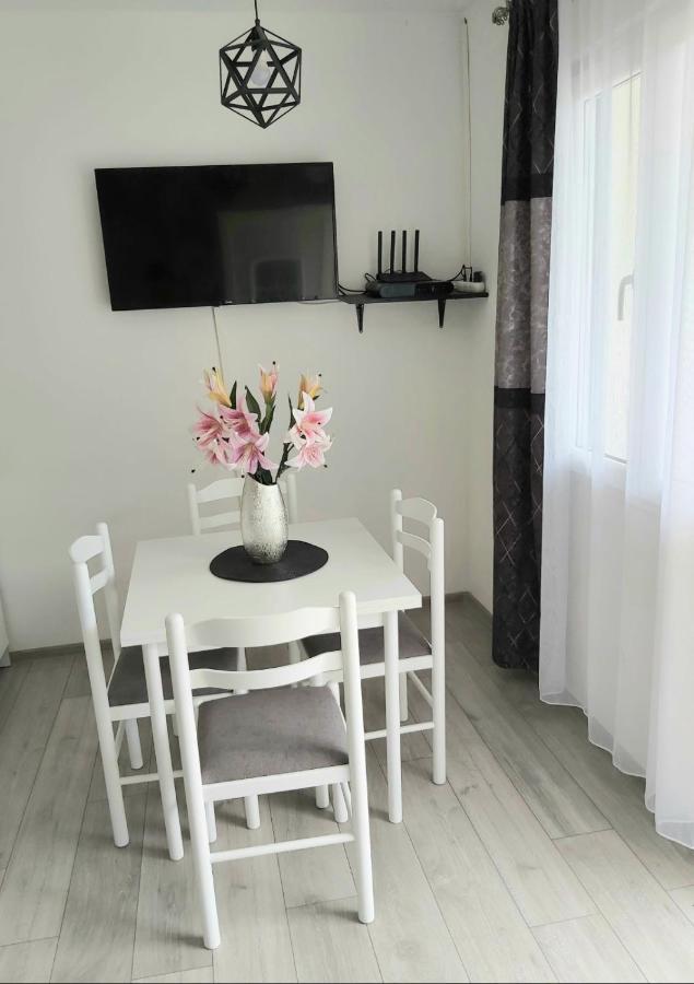 Apartman Marina 2 *
